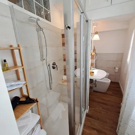 Movida Apartment, Via Gallucci, Modena's Historic Center *